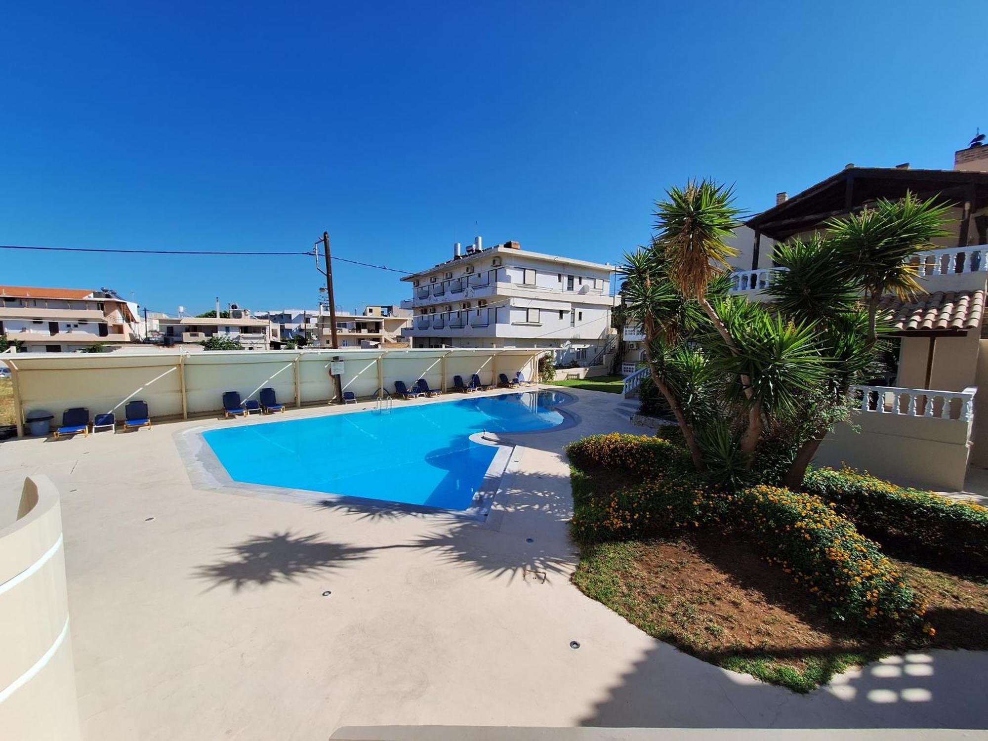 Perla Beach Agia Marina Esterno foto