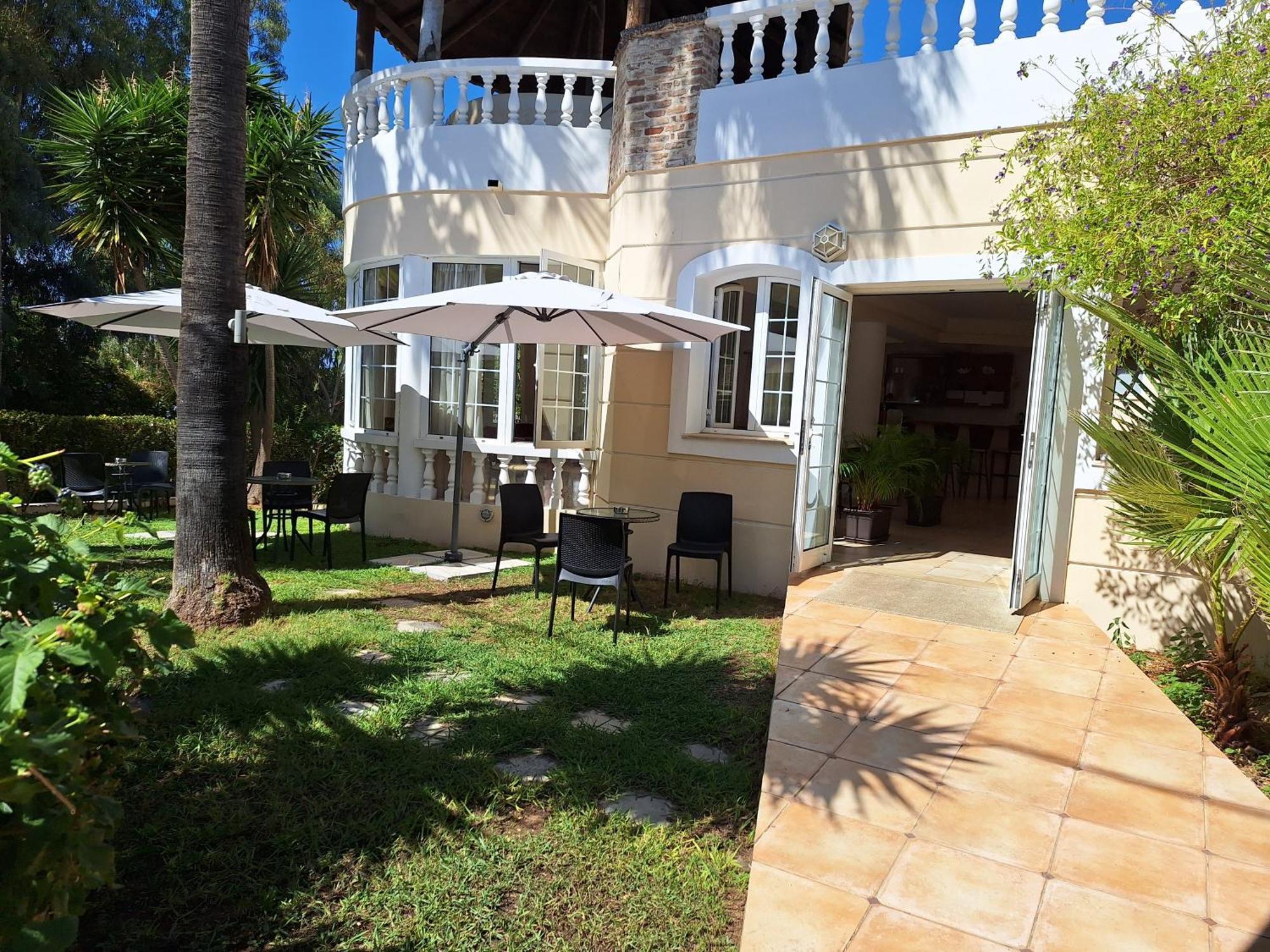 Perla Beach Agia Marina Esterno foto